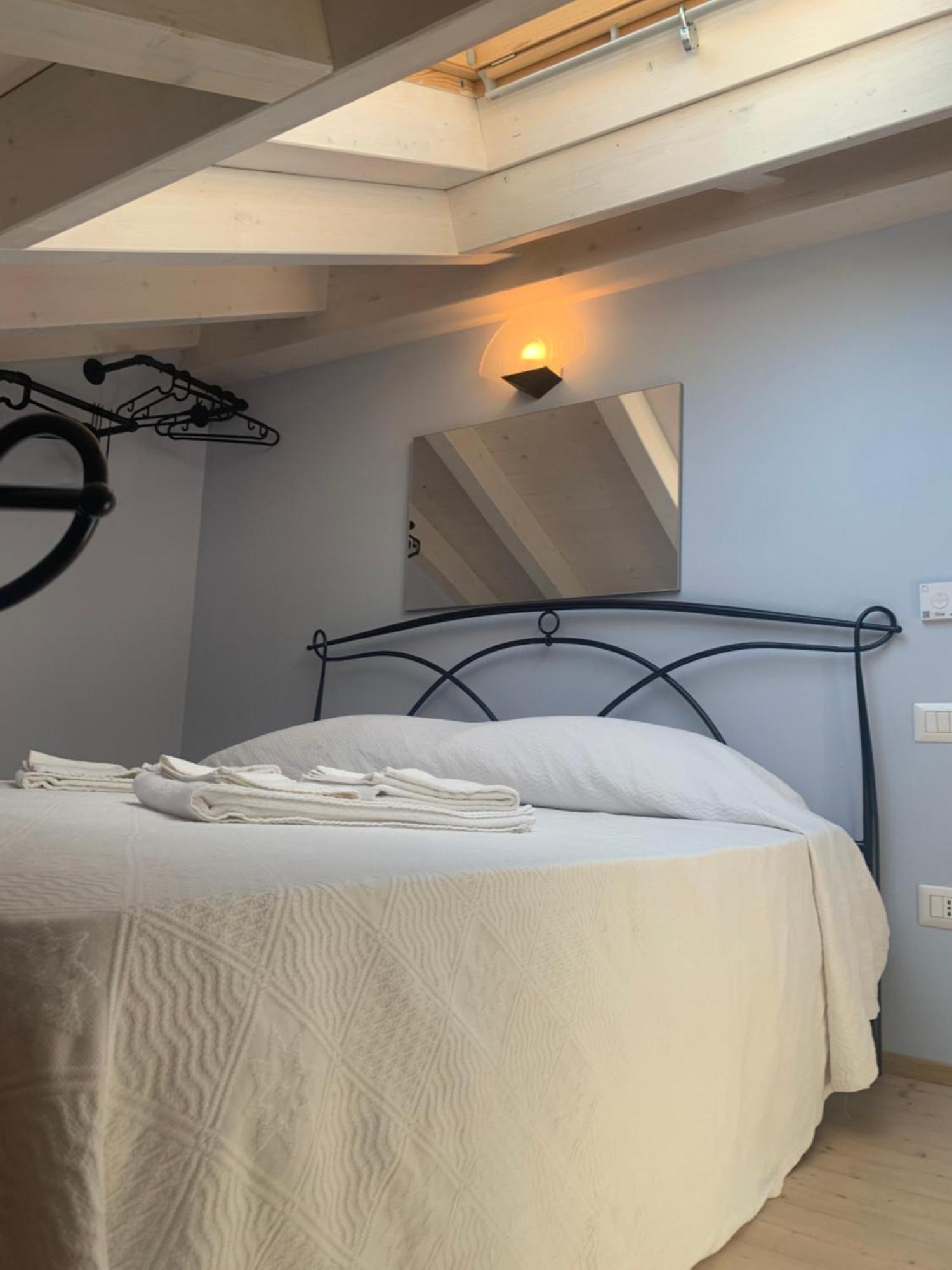 Casa Castellana Apt 1 E Casa Castellana Apt 2 Сала-Комачина Экстерьер фото
